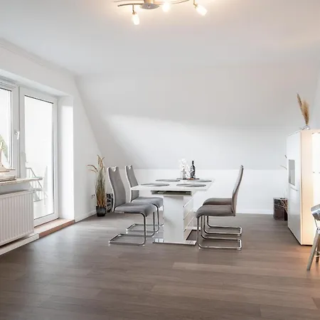 Apartment Miba Mare 